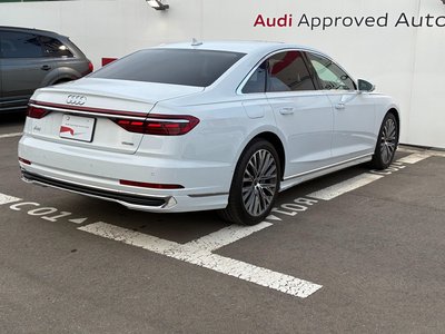 2025 AUDI A8 photo 2