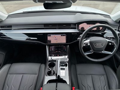 صورة مصغرة 13 لـ 2025 AUDI A8