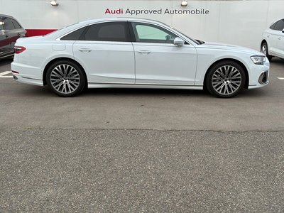 2025 AUDI A8 photo 6