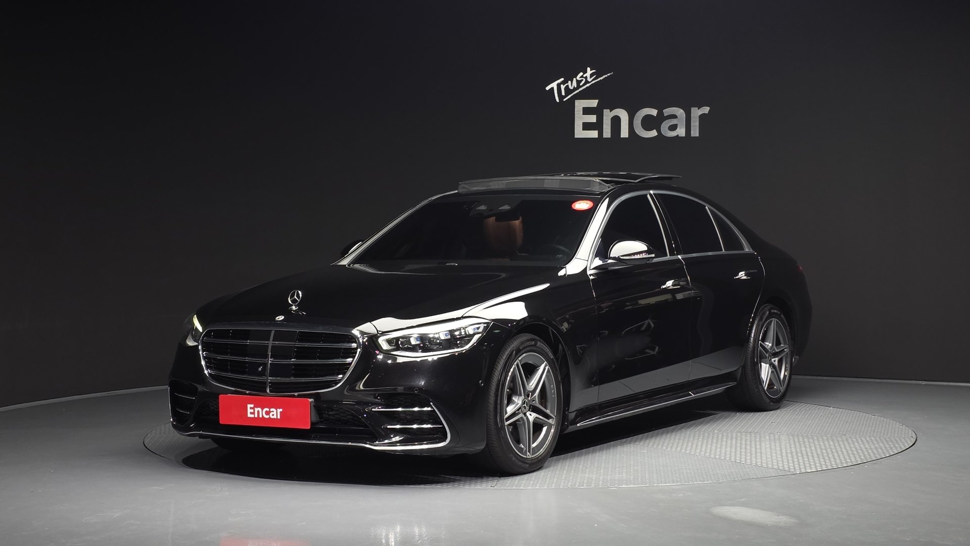 MERCEDES-BENZ S-CLASS - View 1