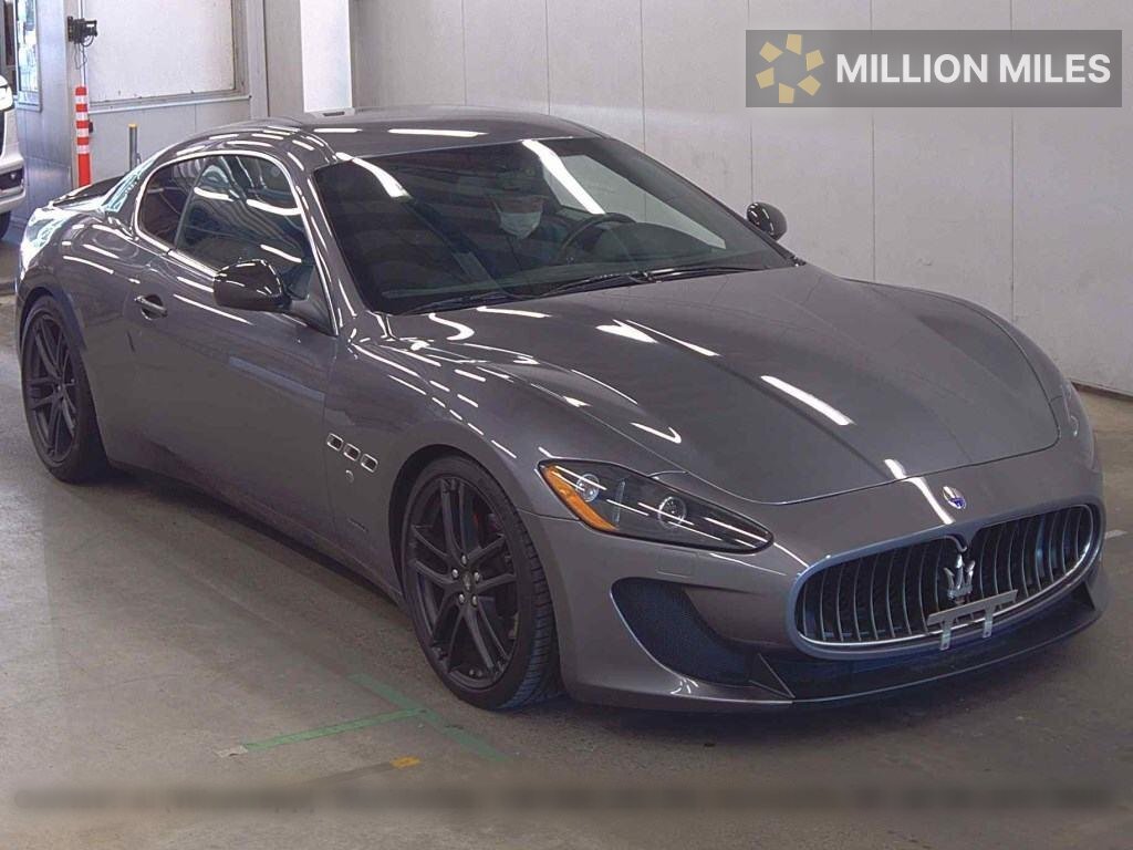 MASERATI GRANTURISMO - View 1