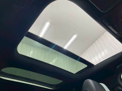 MERCEDES-BENZ E-CLASS - 5