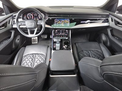 AUDI Q8 - 5