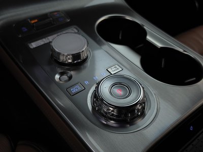 صورة مصغرة 12 لـ 2024 Genesis GV70