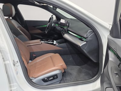 2024 BMW 5 SERIES 缩略图 17