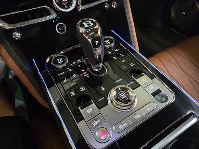 صورة مصغرة 16 لـ 2021 Bentley FLYING SPUR