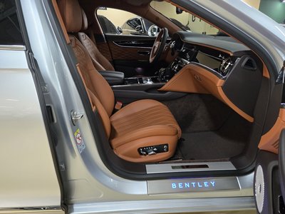 صورة 5 لـ 2021 Bentley FLYING SPUR