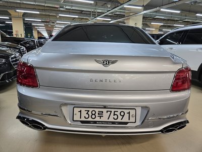 صورة 2 لـ 2021 Bentley FLYING SPUR