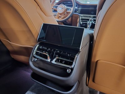 صورة 4 لـ 2021 Bentley FLYING SPUR