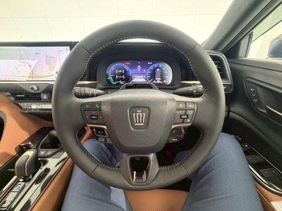2025 Toyota CROWN SPORT thumbnail 18