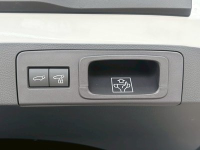2025 Toyota CROWN SPORT thumbnail 32