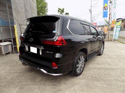 LEXUS LX - 8