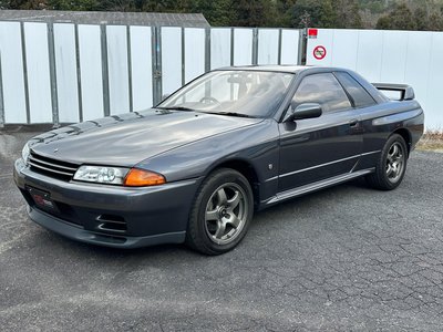 NISSAN SKYLINE GT-R - 2