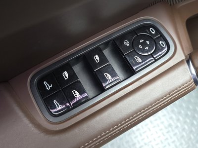 2020 Porsche CAYENNE — миниатюра 28