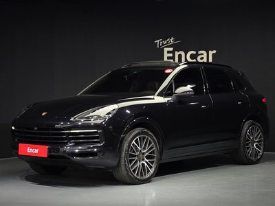 2020 Porsche CAYENNE photo 1