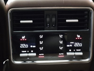 2020 Porsche CAYENNE — миниатюра 29