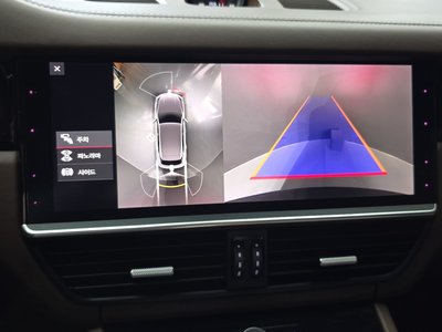 2020 Porsche CAYENNE — миниатюра 21