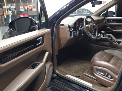 2020 Porsche CAYENNE — миниатюра 13