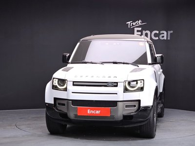 LAND ROVER DEFENDER - 2