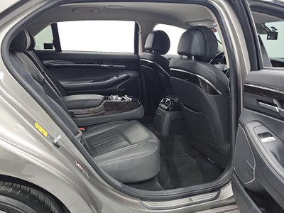 2019 Genesis G90 — миниатюра 16