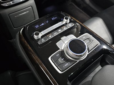 2019 Genesis G90 — миниатюра 25