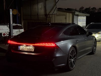 AUDI S7 - 4