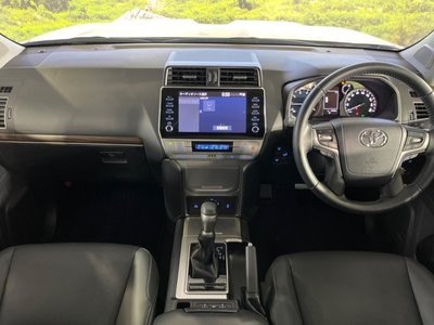 TOYOTA LAND CRUISER PRADO - 2