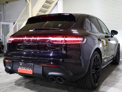 PORSCHE MACAN - 5