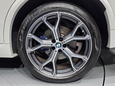 صورة 8 لـ 2023 BMW X5