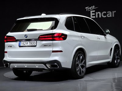 صورة 4 لـ 2023 BMW X5