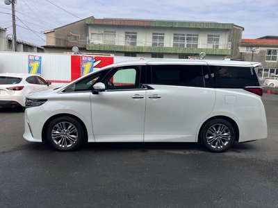 TOYOTA ALPHARD - 3
