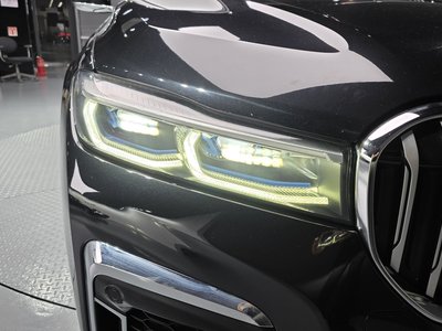 2020 BMW 7 SERIES photo 9