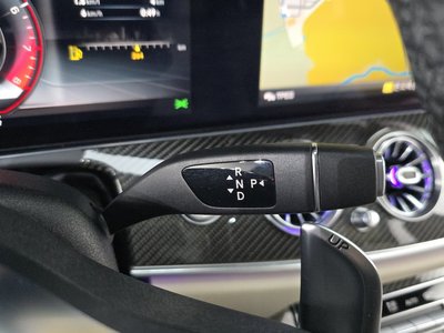 MERCEDES-BENZ E-CLASS - 9