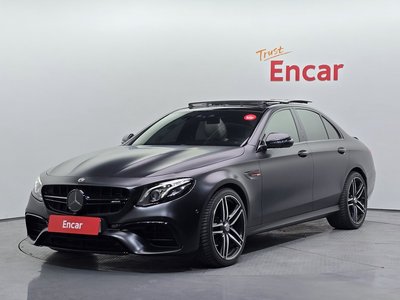 MERCEDES-BENZ E-CLASS - 1
