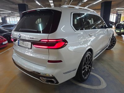 2025 BMW X7 照片 4