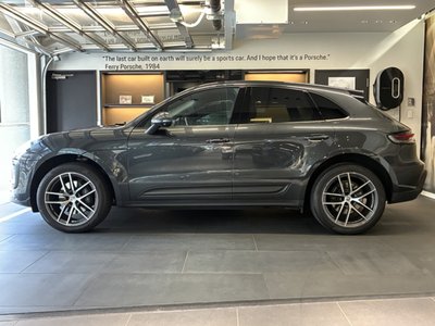 PORSCHE MACAN - 3