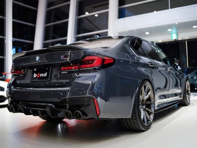 BMW M5 COMPETITION - 2