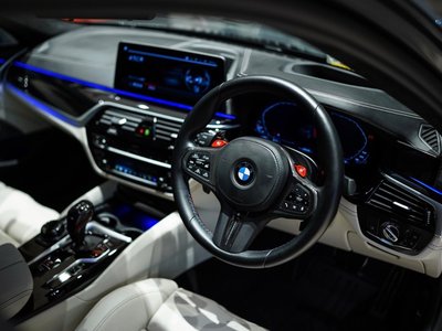 BMW M5 COMPETITION - 3