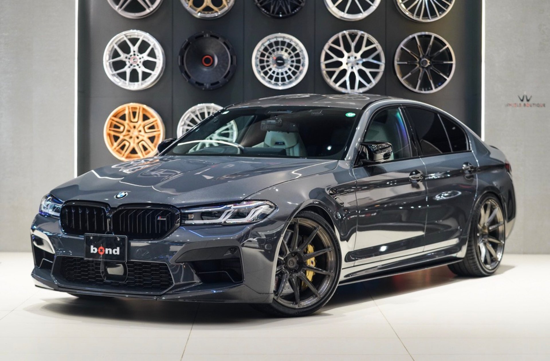 BMW M5 COMPETITION - View 1