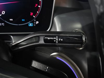 MERCEDES-BENZ GLC - 9