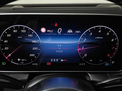 MERCEDES-BENZ GLC - 8