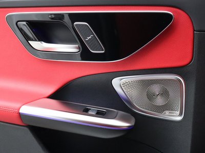 2025 MERCEDES-BENZ C-CLASS — миниатюра 34