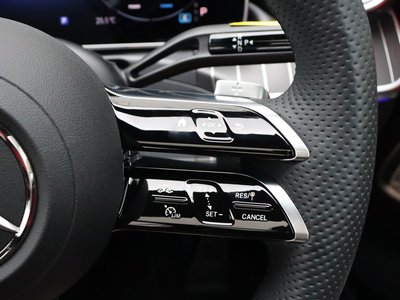 2025 MERCEDES-BENZ C-CLASS — миниатюра 21