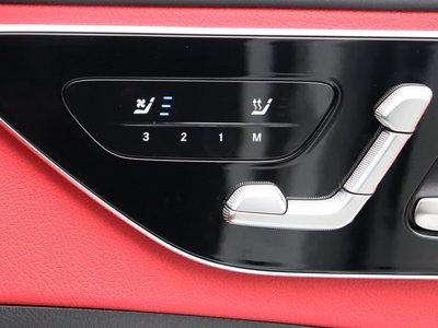 2025 MERCEDES-BENZ C-CLASS — миниатюра 25