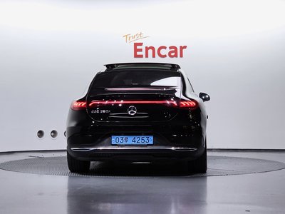 MERCEDES-BENZ EQE - 4