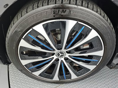 MERCEDES-BENZ EQE - 6