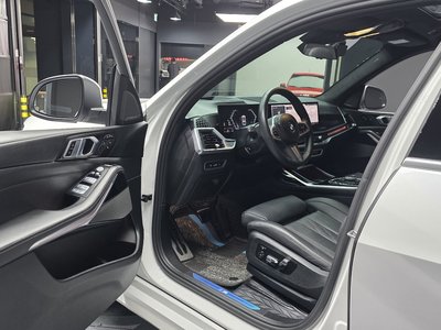 2024 BMW X7 照片 10