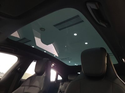 2022 Porsche TAYCAN 缩略图 15
