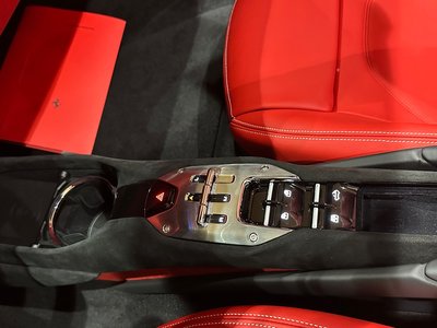 2025 FERRARI 296 GTS thumbnail 31