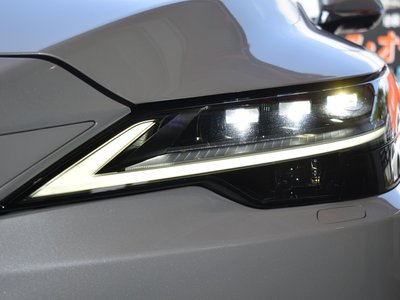 2024 Lexus RX — миниатюра 21